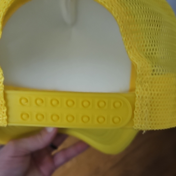 Hand Crafted Yellow and White POP Cap - Picture 6 of 10